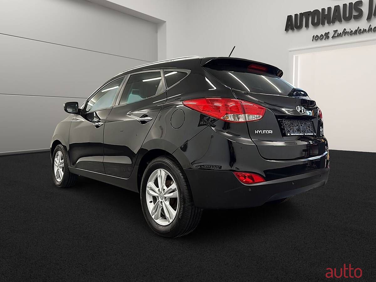 2012' Hyundai ix35 photo #3