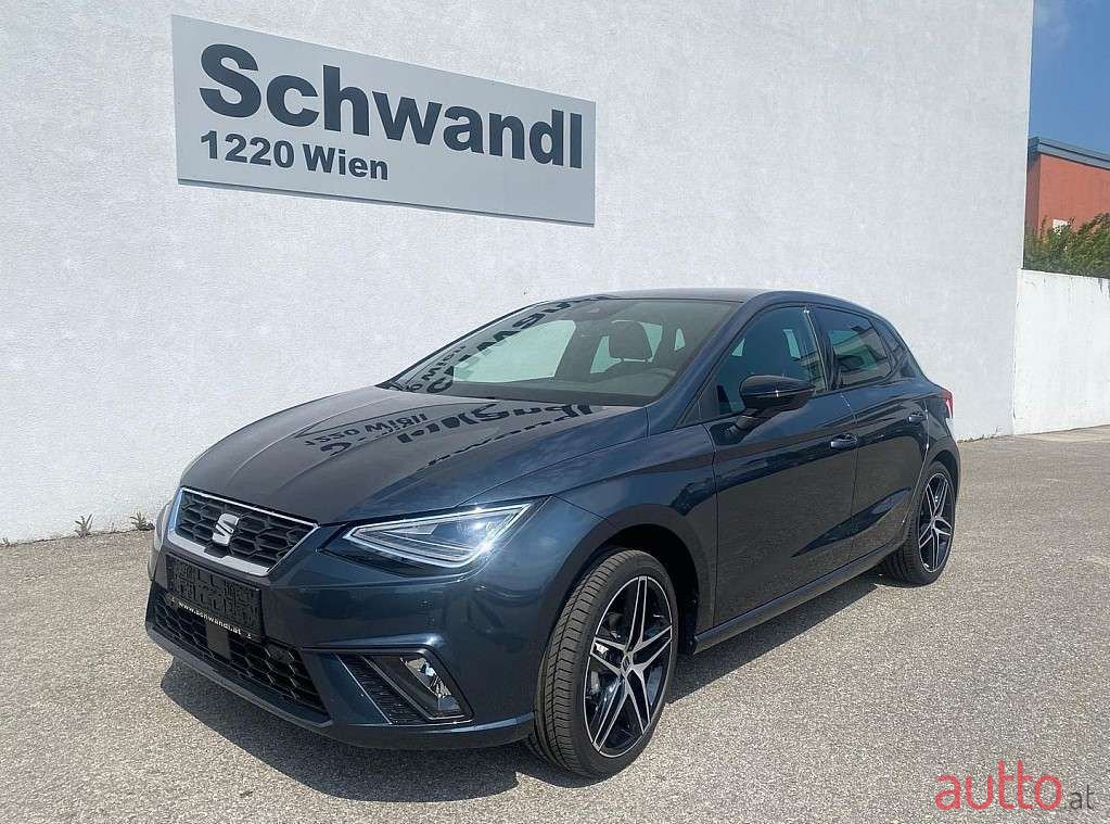 2023' SEAT Ibiza photo #2