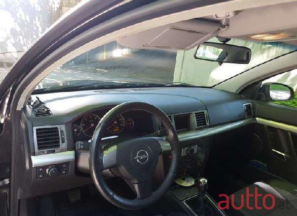 2006' Opel Vectra photo #2