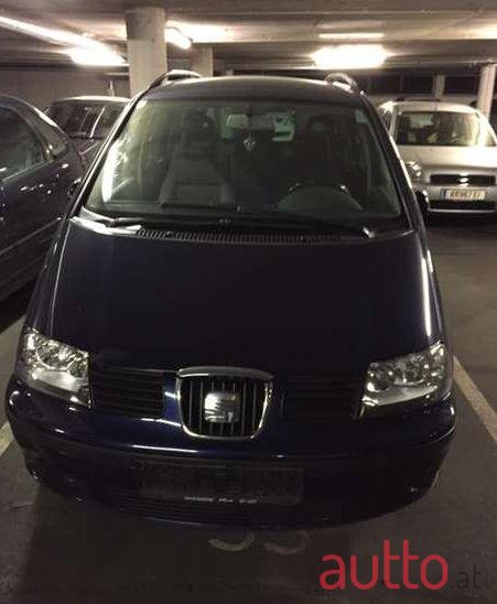 2002' SEAT Alhambra photo #2