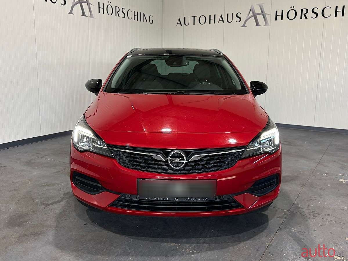 2022' Opel Astra photo #2