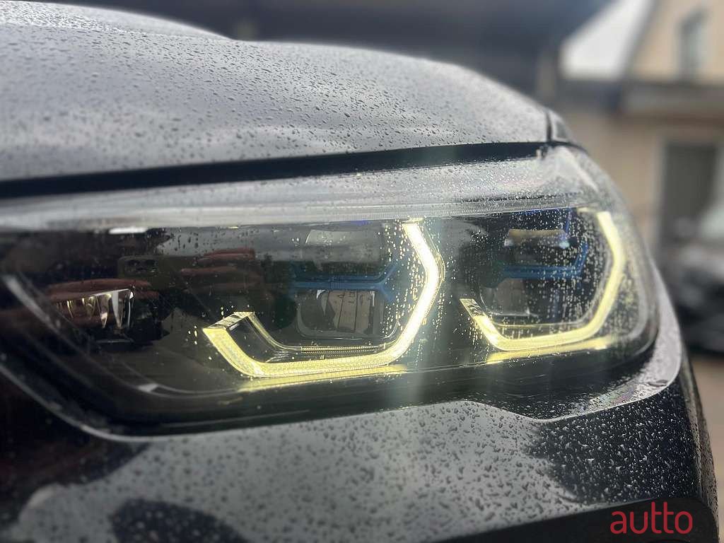 2021' BMW X6 photo #3