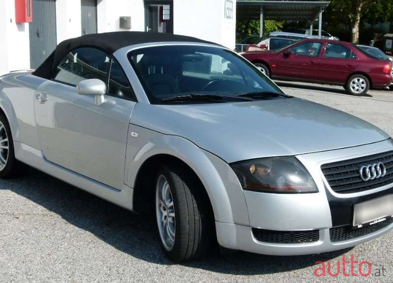 2004' Audi TT photo #3