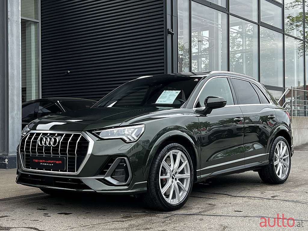 2020' Audi Q3 photo #2