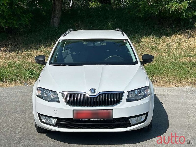 2014' Skoda Octavia photo #3