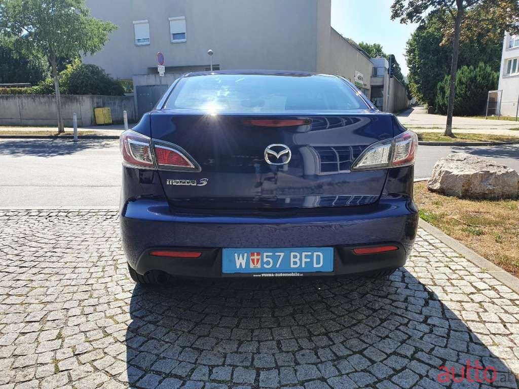 2010' Mazda Mazda3 photo #4