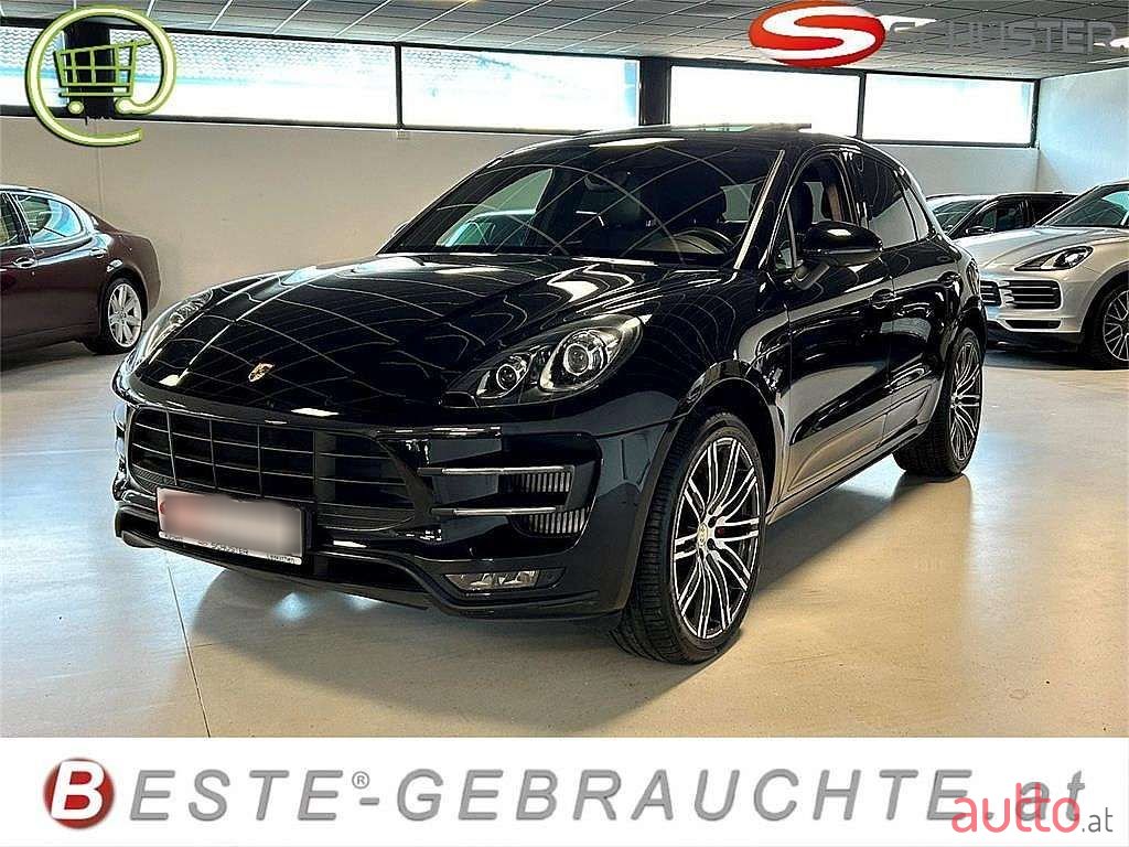 2015' Porsche Macan photo #3