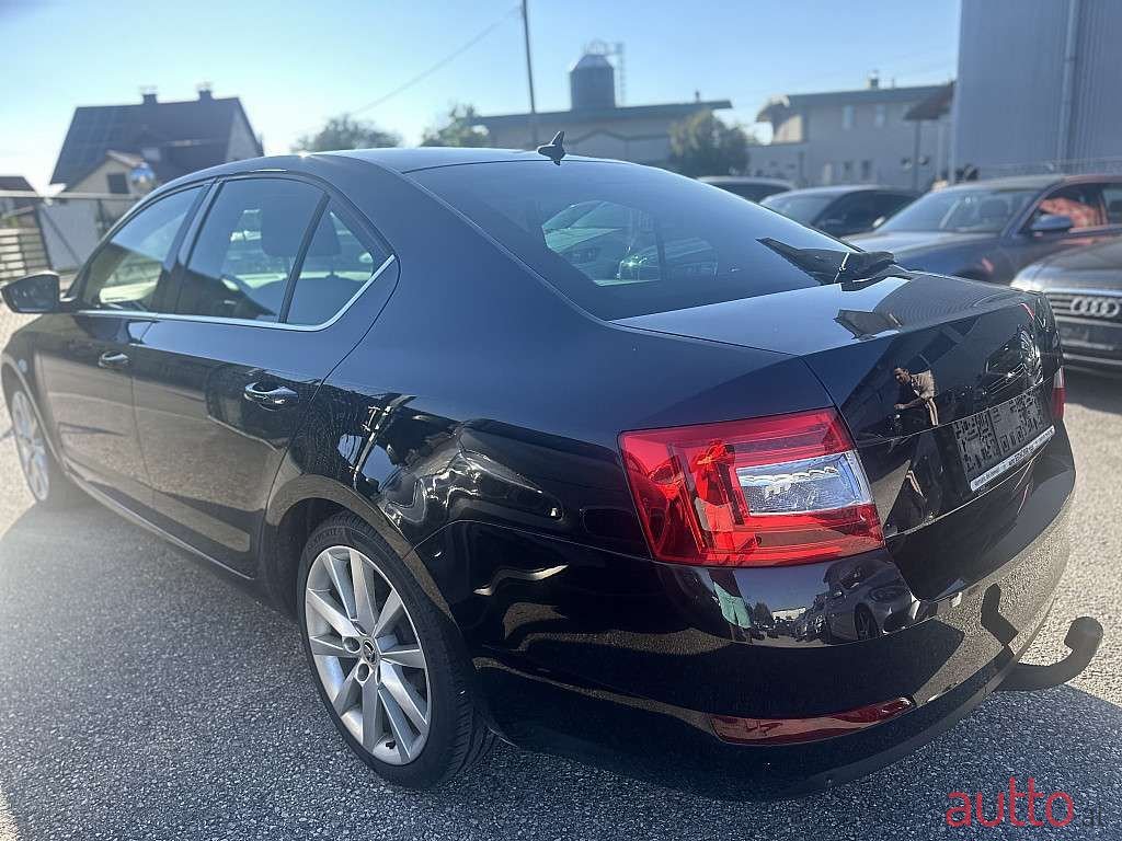 2013' Skoda Octavia photo #3