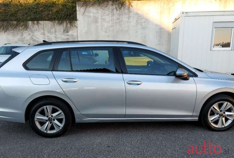 2021' Volkswagen Golf photo #5