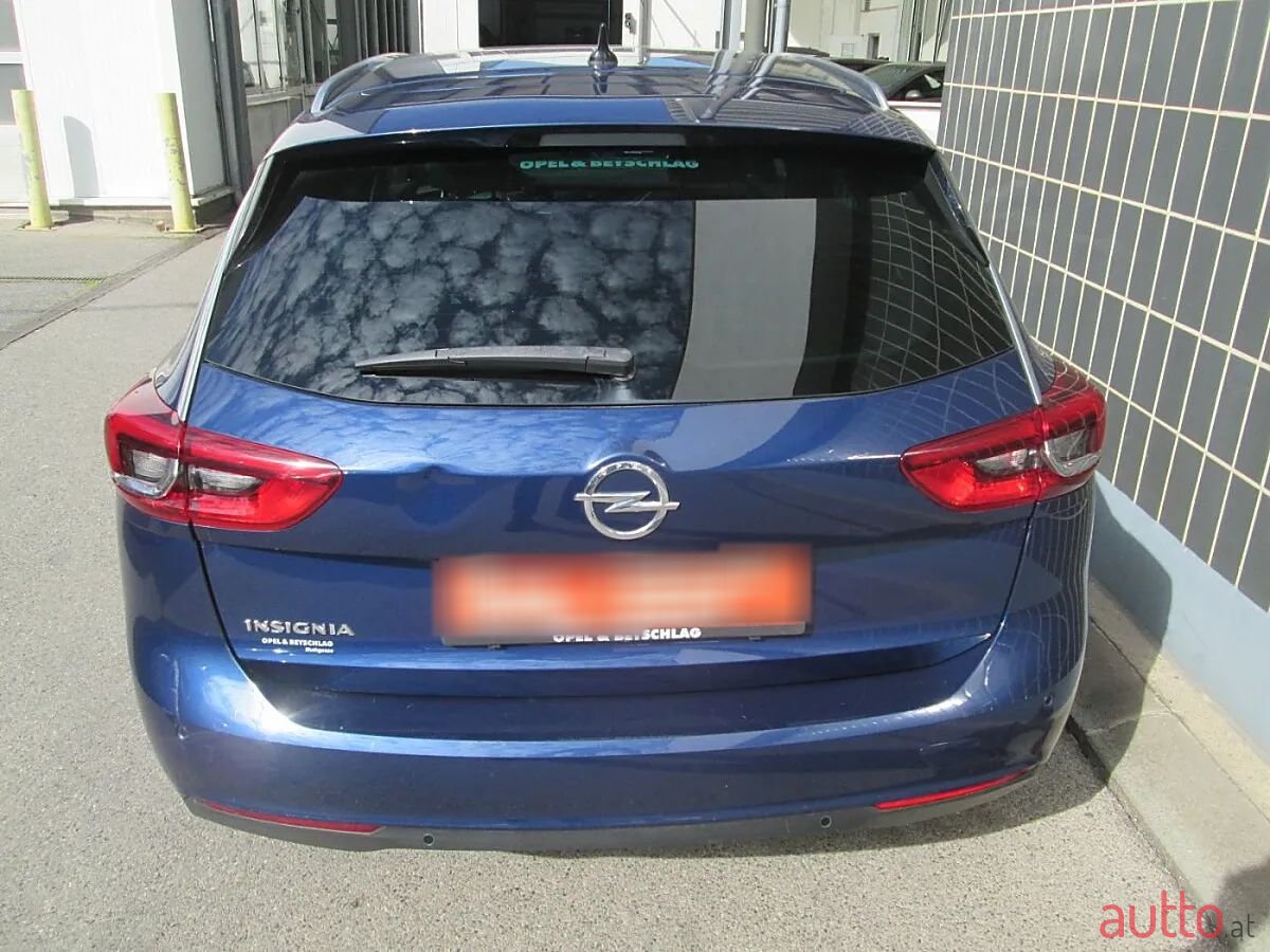 2020' Opel Insignia photo #5