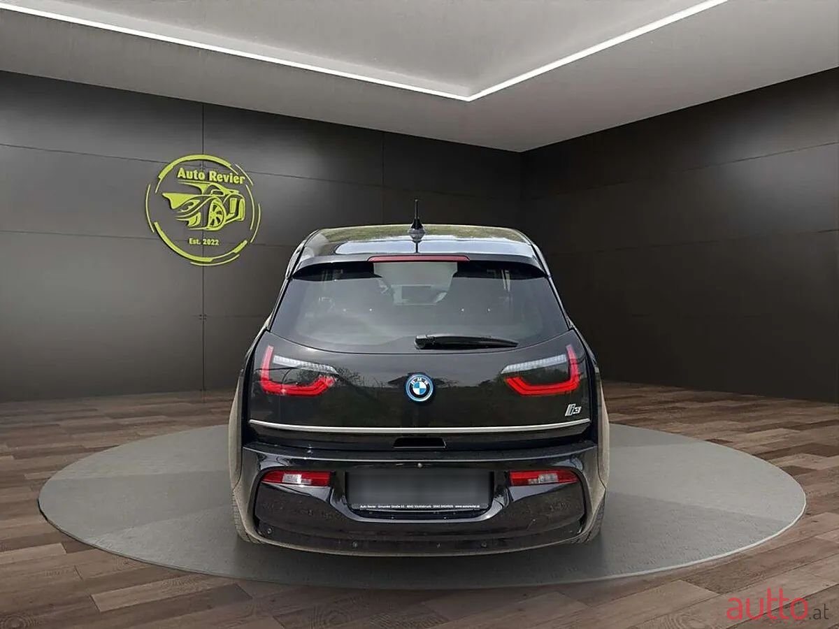 2022' BMW i3 photo #4