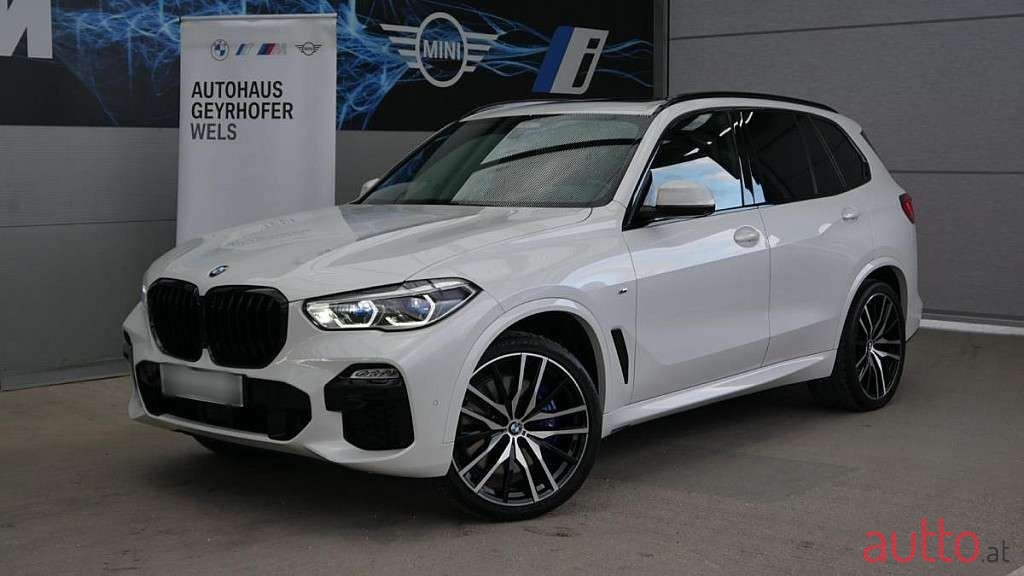 2021' BMW X5 photo #1