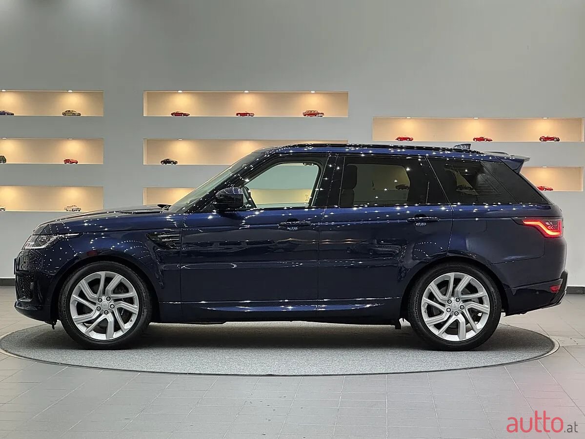 2019' Land Rover Range Rover Sport photo #2