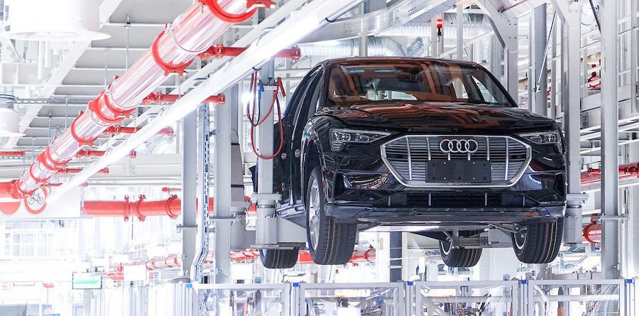 Tariffs Force Multiple Automakers to Pause US Shipments
