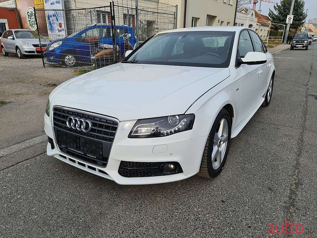 2010' Audi A4 photo #1