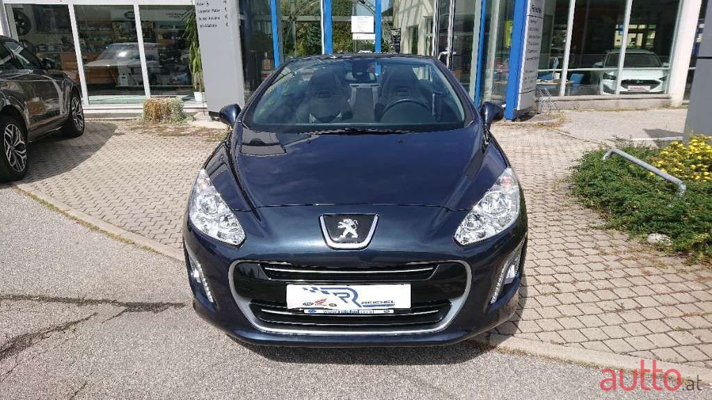 2012' Peugeot 308 photo #2