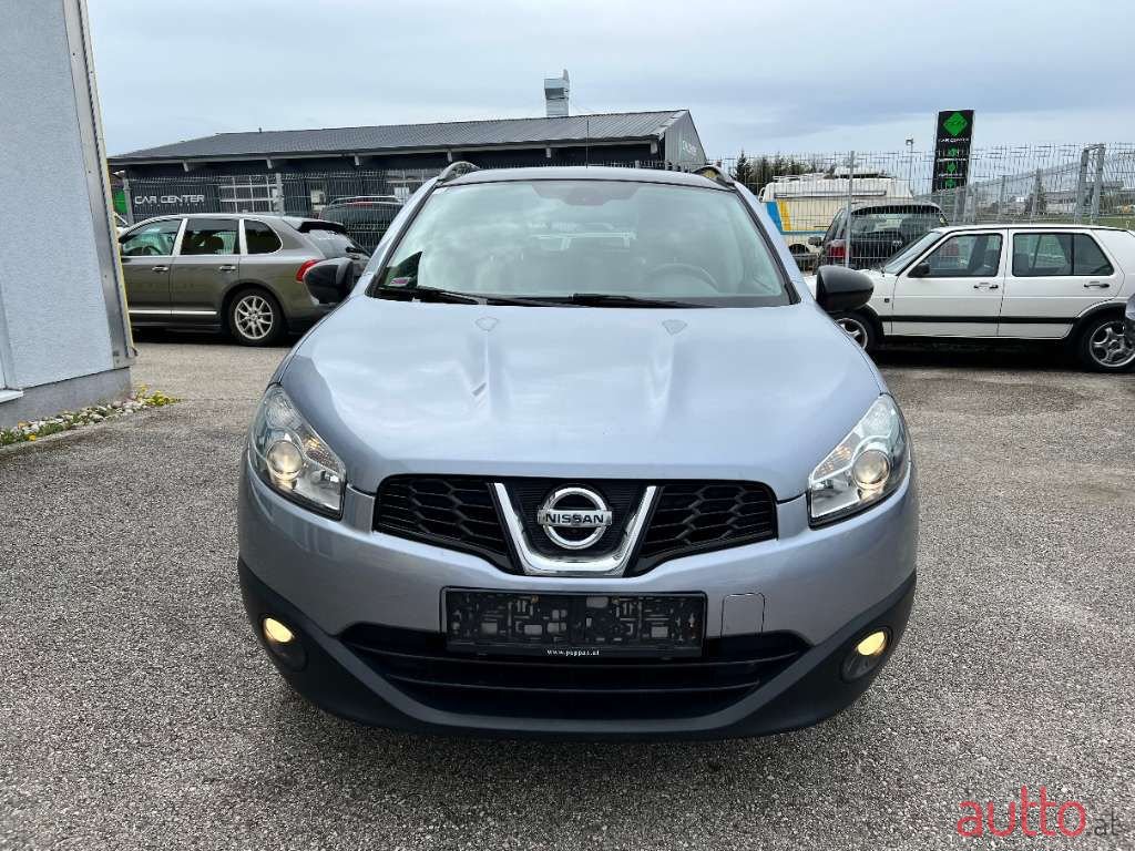 2013' Nissan Qashqai photo #1