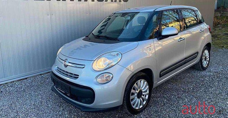 2014' Fiat 500L photo #1