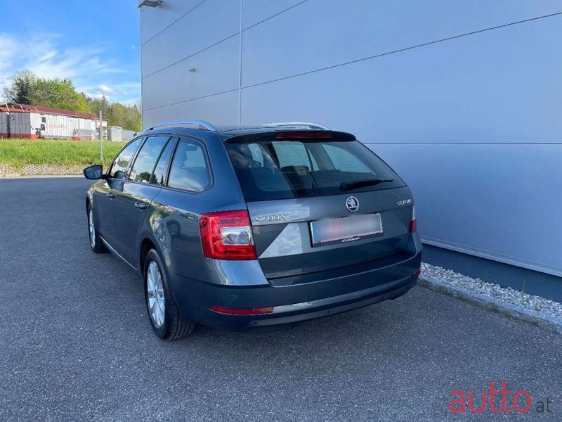 2018' Skoda Octavia photo #6