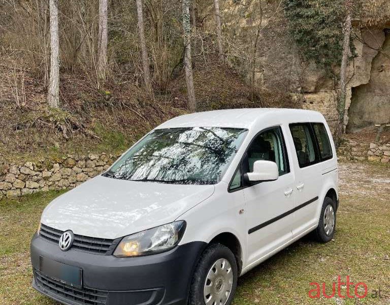 2014' Volkswagen Caddy photo #5