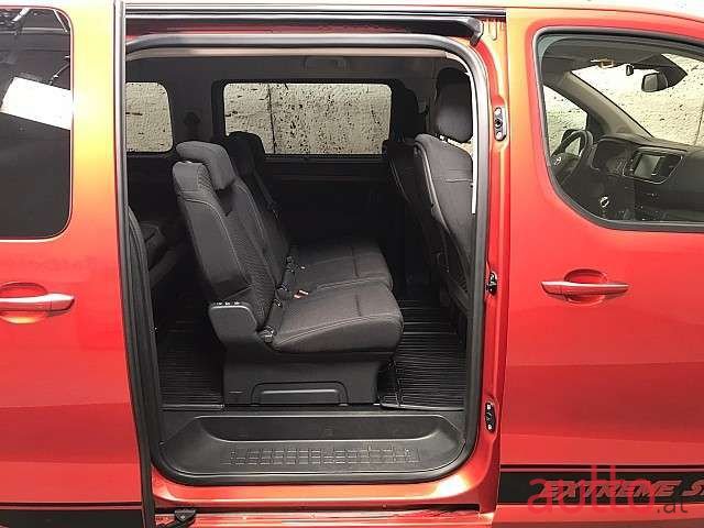 2020' Toyota Proace photo #5