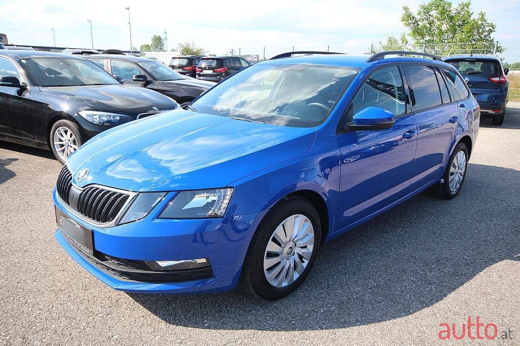 2019' Skoda Octavia photo #3
