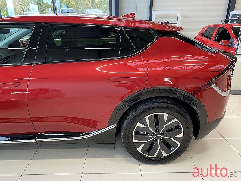 2022' Kia EV6 photo #6