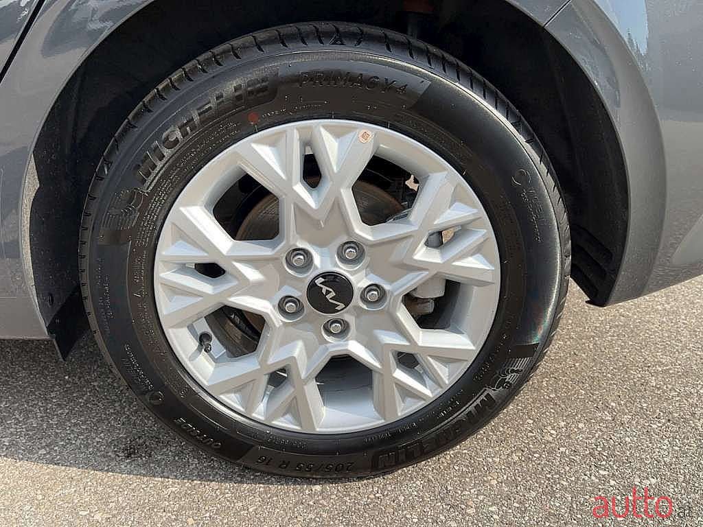 2022' Kia Ceed photo #5