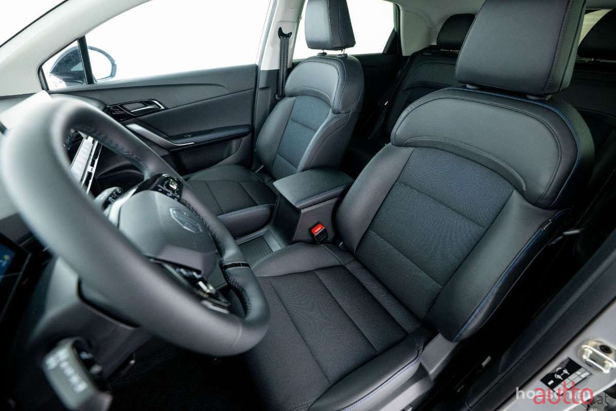 2023' MG MG4 photo #4