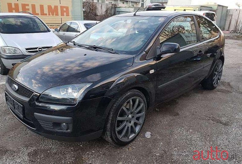 2005' Ford Focus photo #1