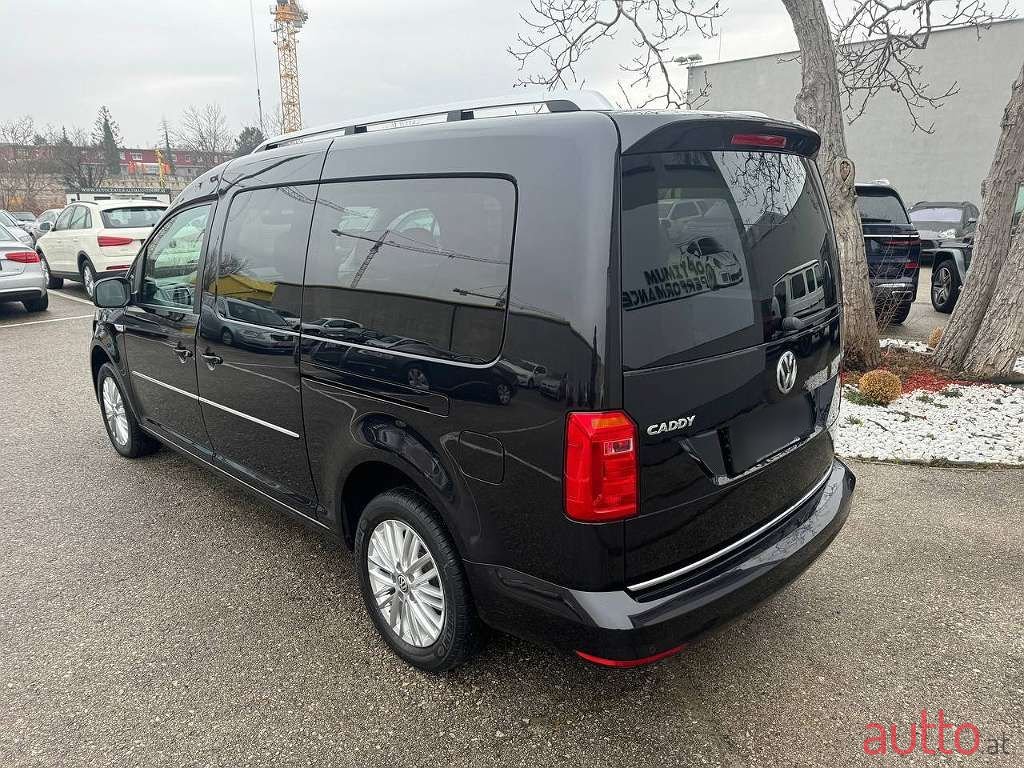 2017' Volkswagen Caddy photo #4