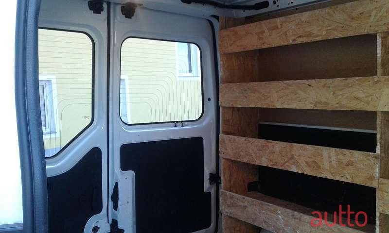 2014' Renault photo #2