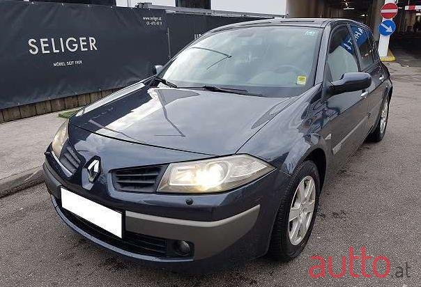 2007' Renault Megane photo #3