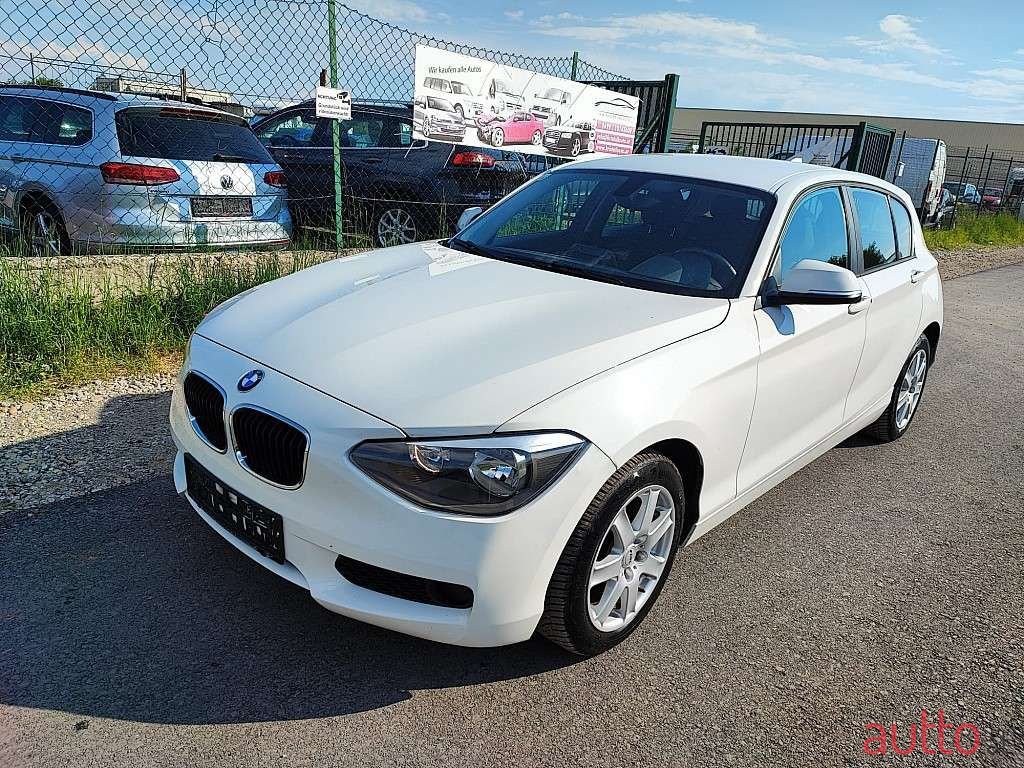 2012' BMW 1Er-Reihe photo #2