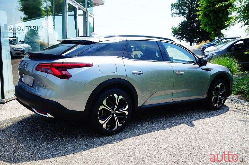 2022' Citroen C5 X photo #1