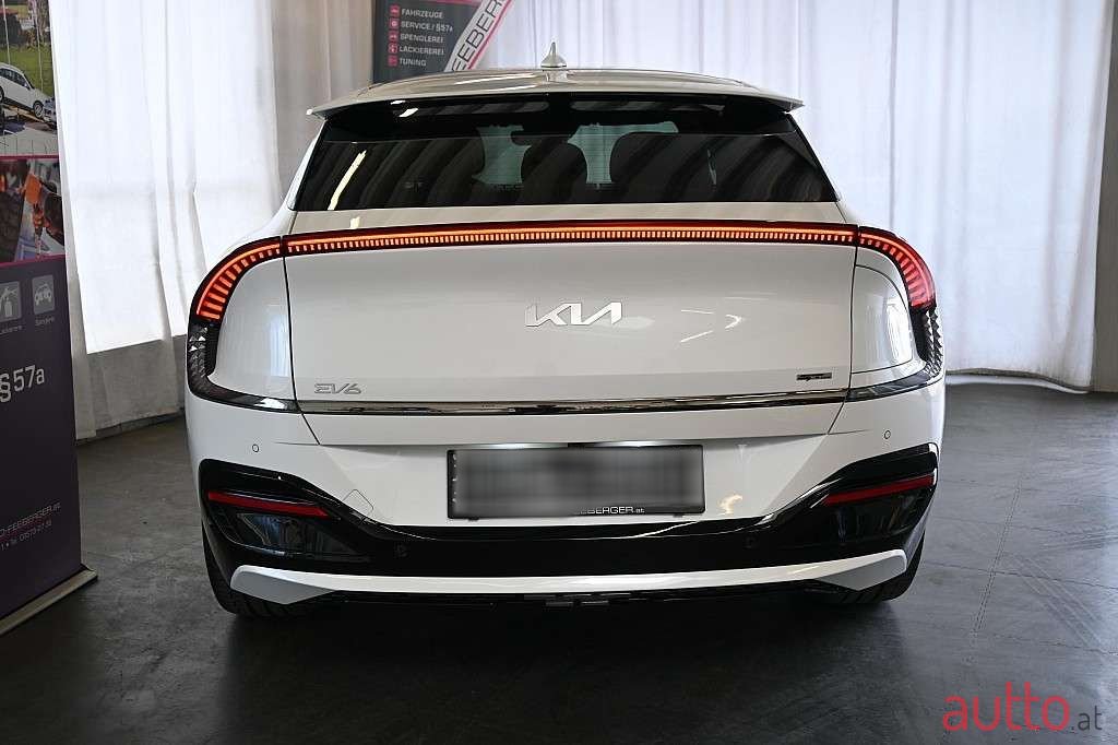 2021' Kia EV6 photo #3