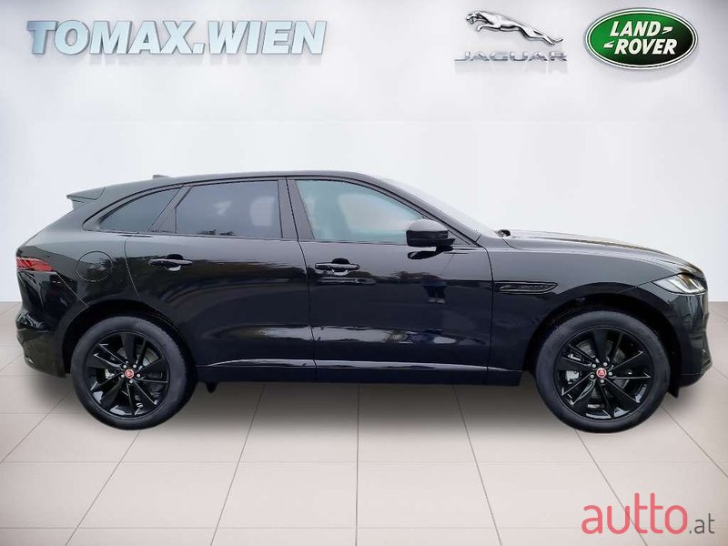 2022' Jaguar F-Pace photo #4