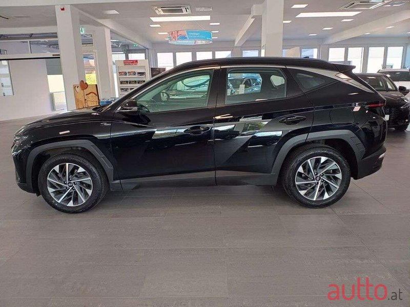 2021' Hyundai Tucson photo #3