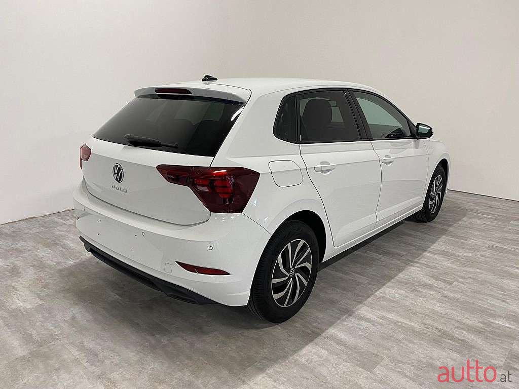 2021' Volkswagen Polo photo #2