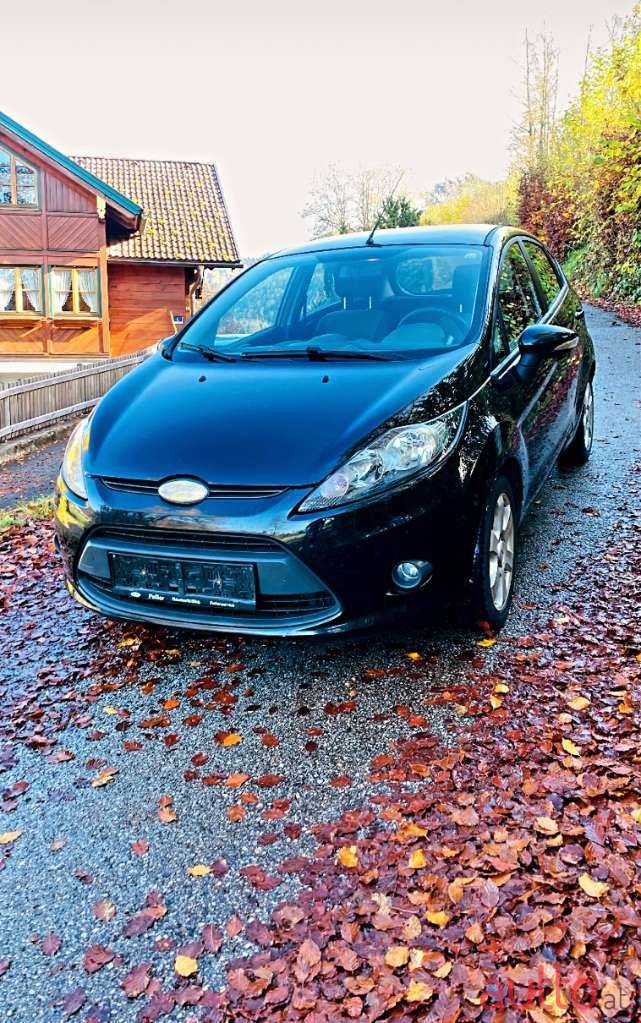 2009' Ford Fiesta photo #2