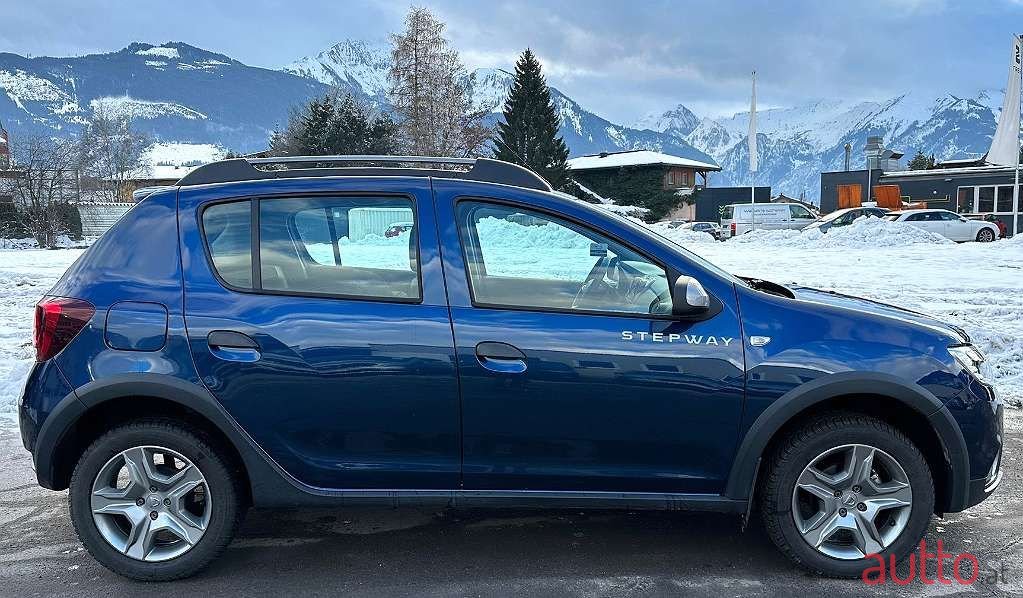 2019' Dacia Sandero photo #4