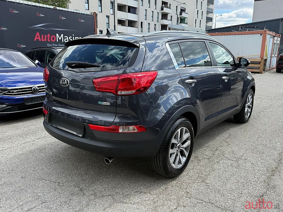 2016' Kia Sportage photo #2