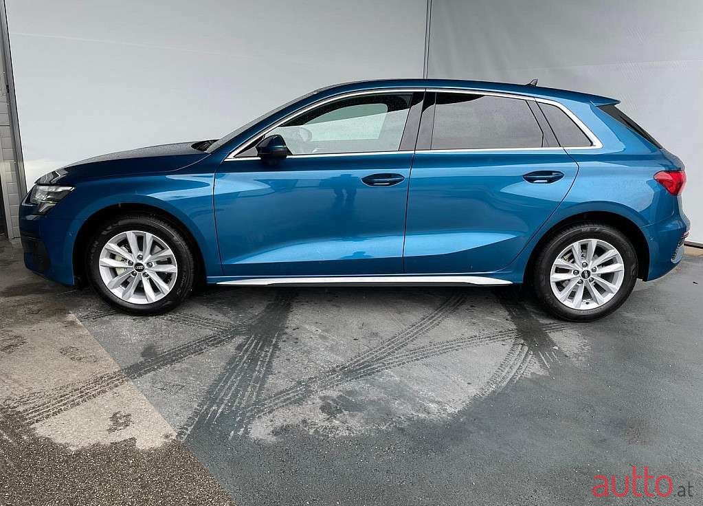 2022' Audi A3 photo #4