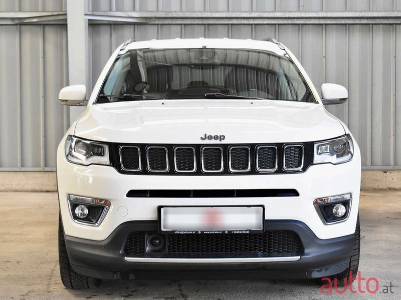 2018' Jeep Compass photo #2