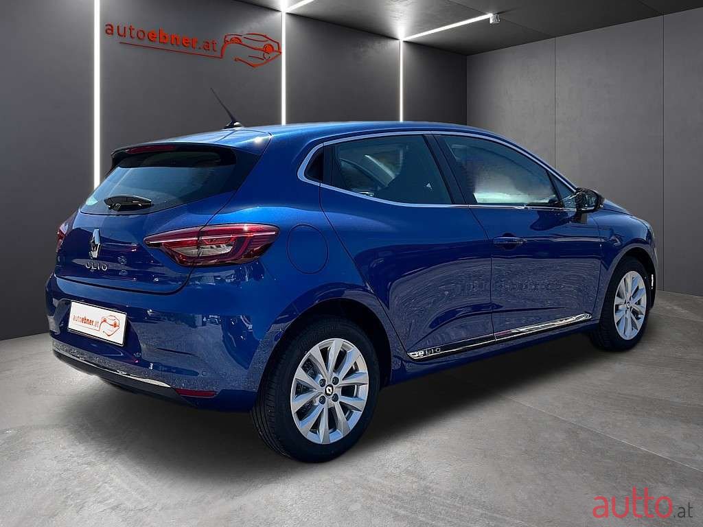 2022' Renault Clio photo #4