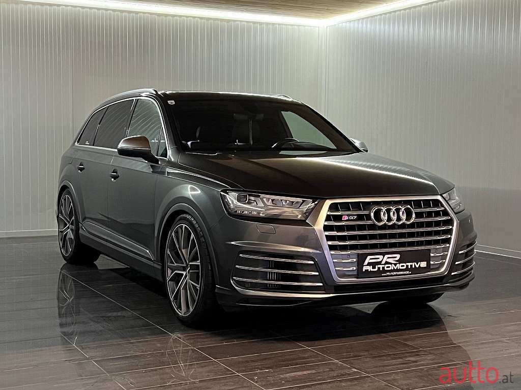 2016' Audi Q7 photo #1