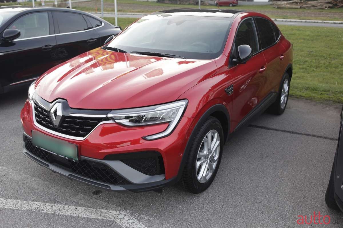 2022' Renault Arkana photo #2