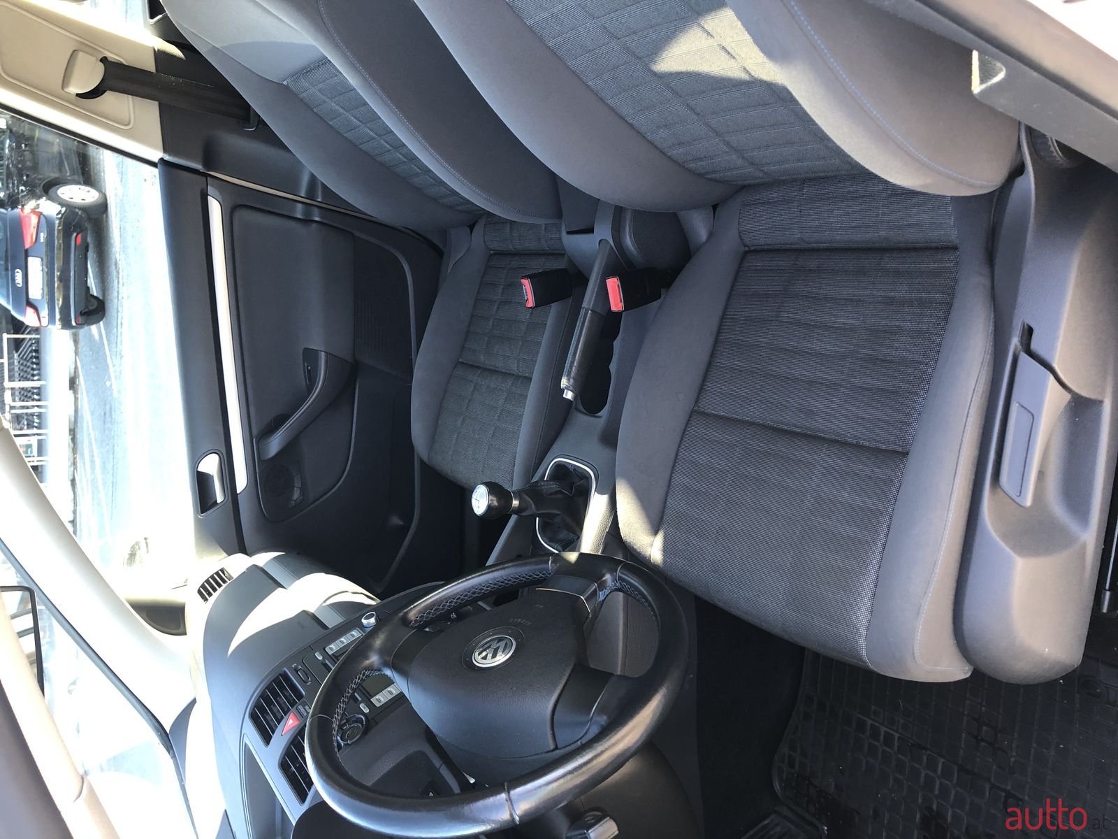 2007' Volkswagen Golf V photo #6