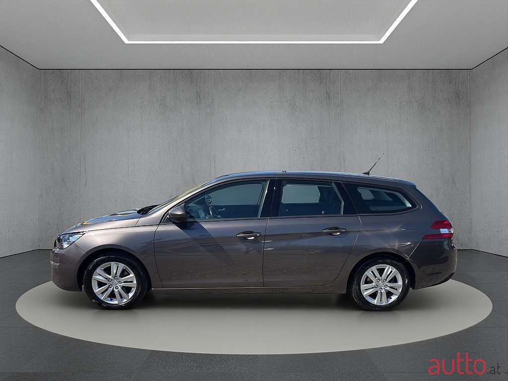 2014' Peugeot 308 photo #4