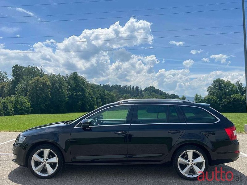 2017' Skoda Octavia photo #2